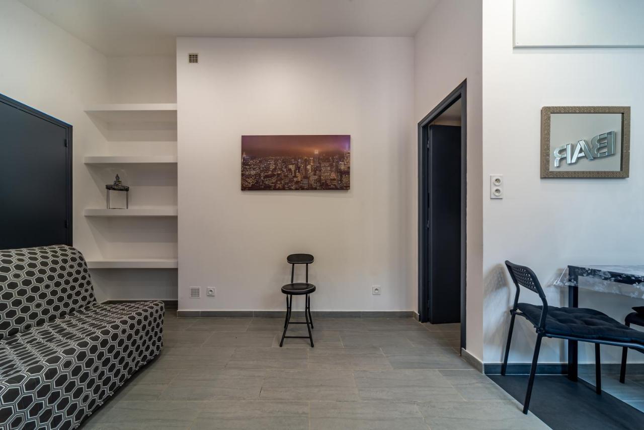 La Serenade - Appartements Confort Avec Terrasse モントルイユ エクステリア 写真