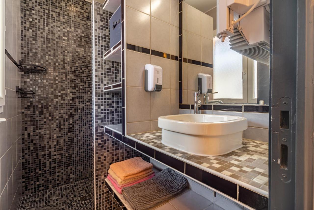 La Serenade - Appartements Confort Avec Terrasse モントルイユ エクステリア 写真